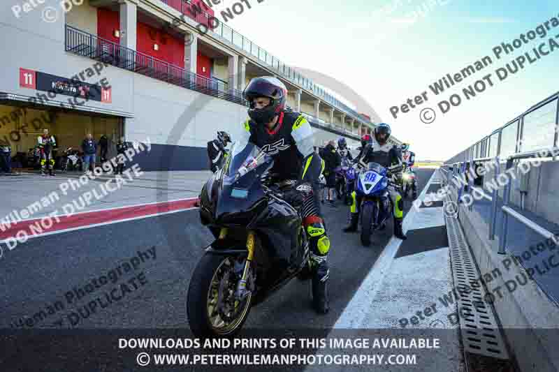 cadwell no limits trackday;cadwell park;cadwell park photographs;cadwell trackday photographs;enduro digital images;event digital images;eventdigitalimages;navarra;no limits trackdays;peter wileman photography;racing digital images;trackday digital images;trackday photos
